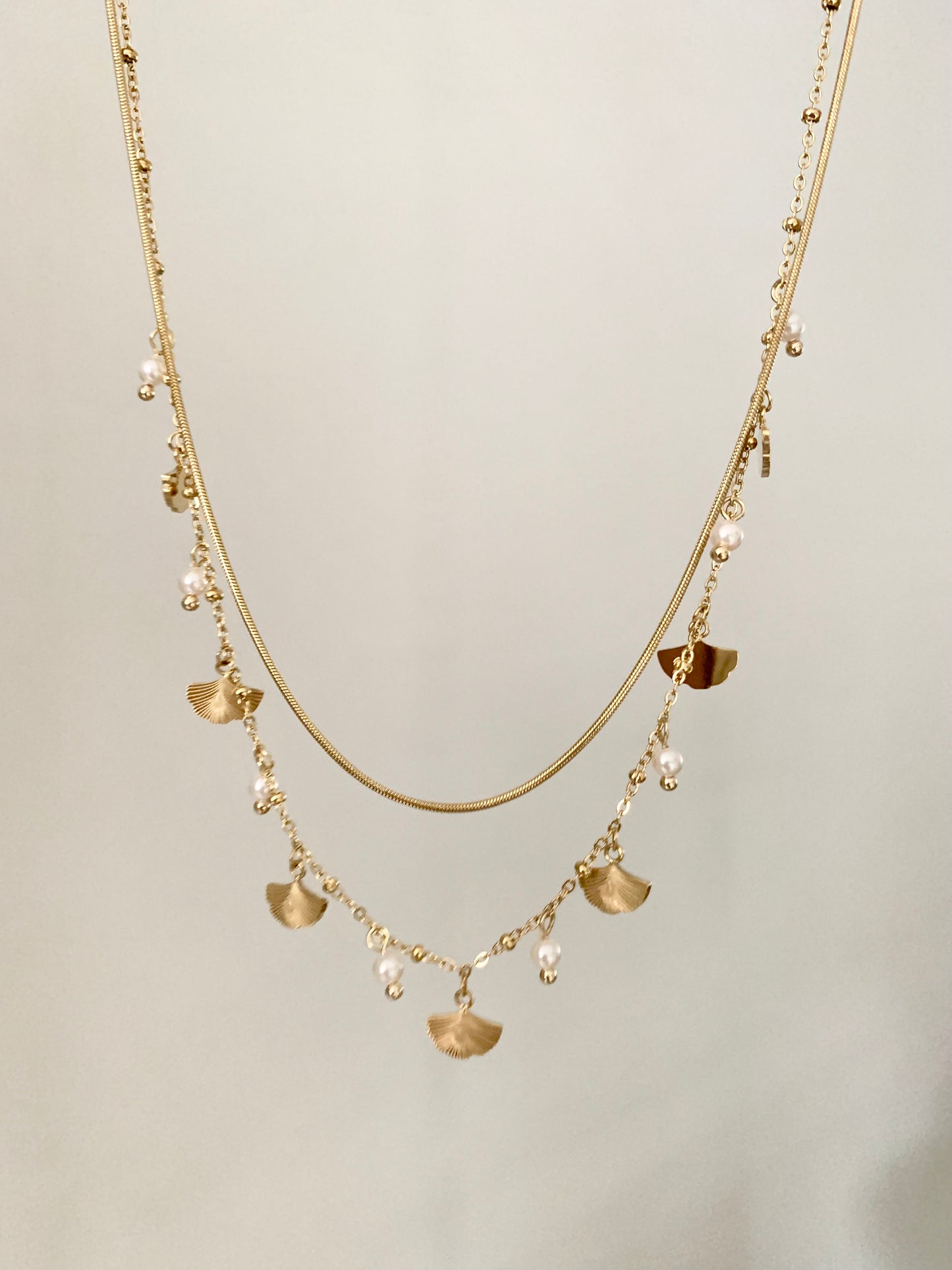 Collier « Léo blanc »
