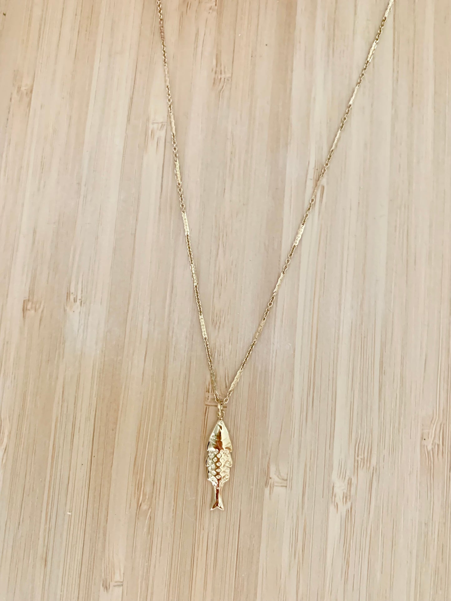 Collier « poisson »