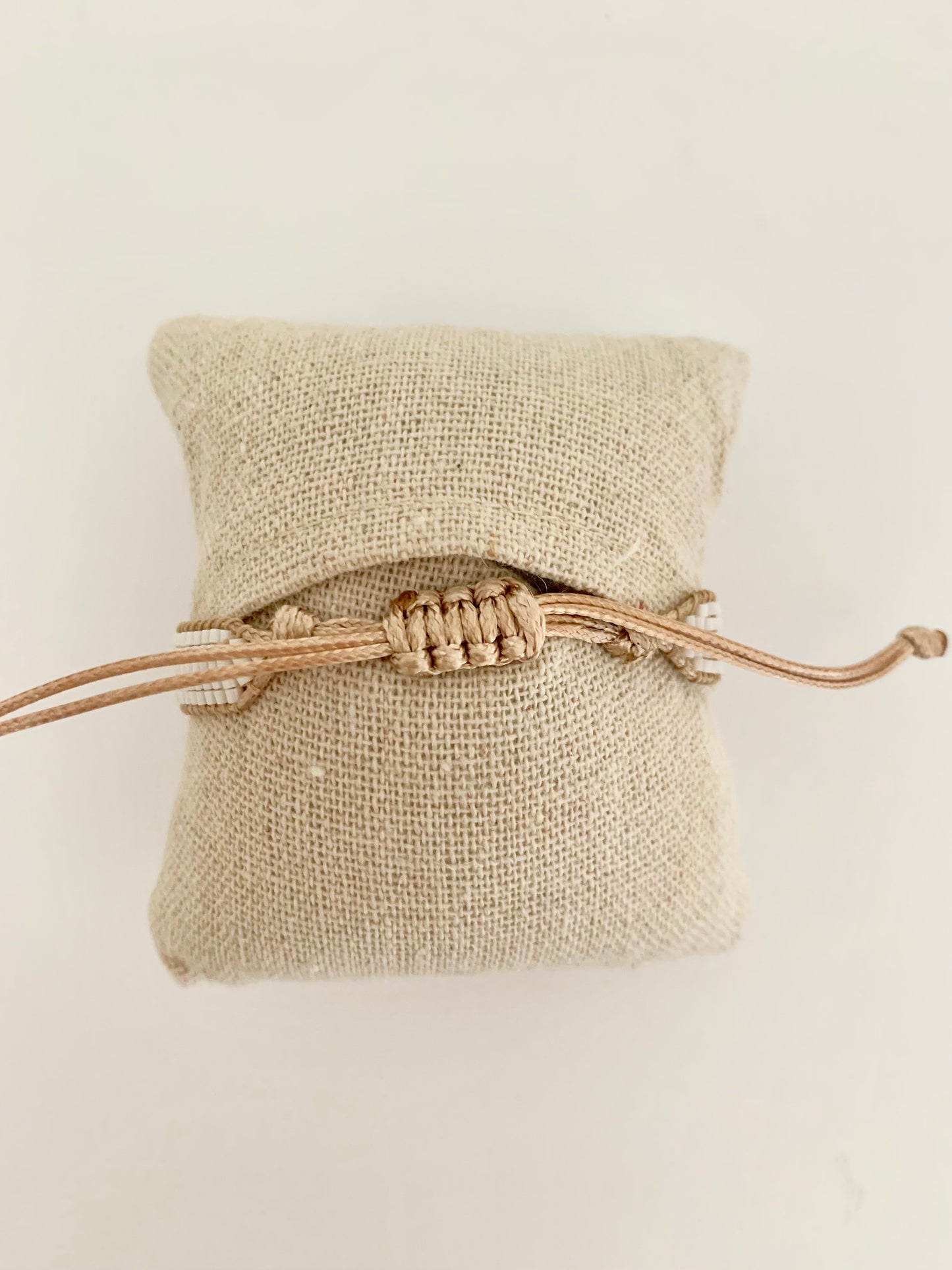 Bracelet cordon 01