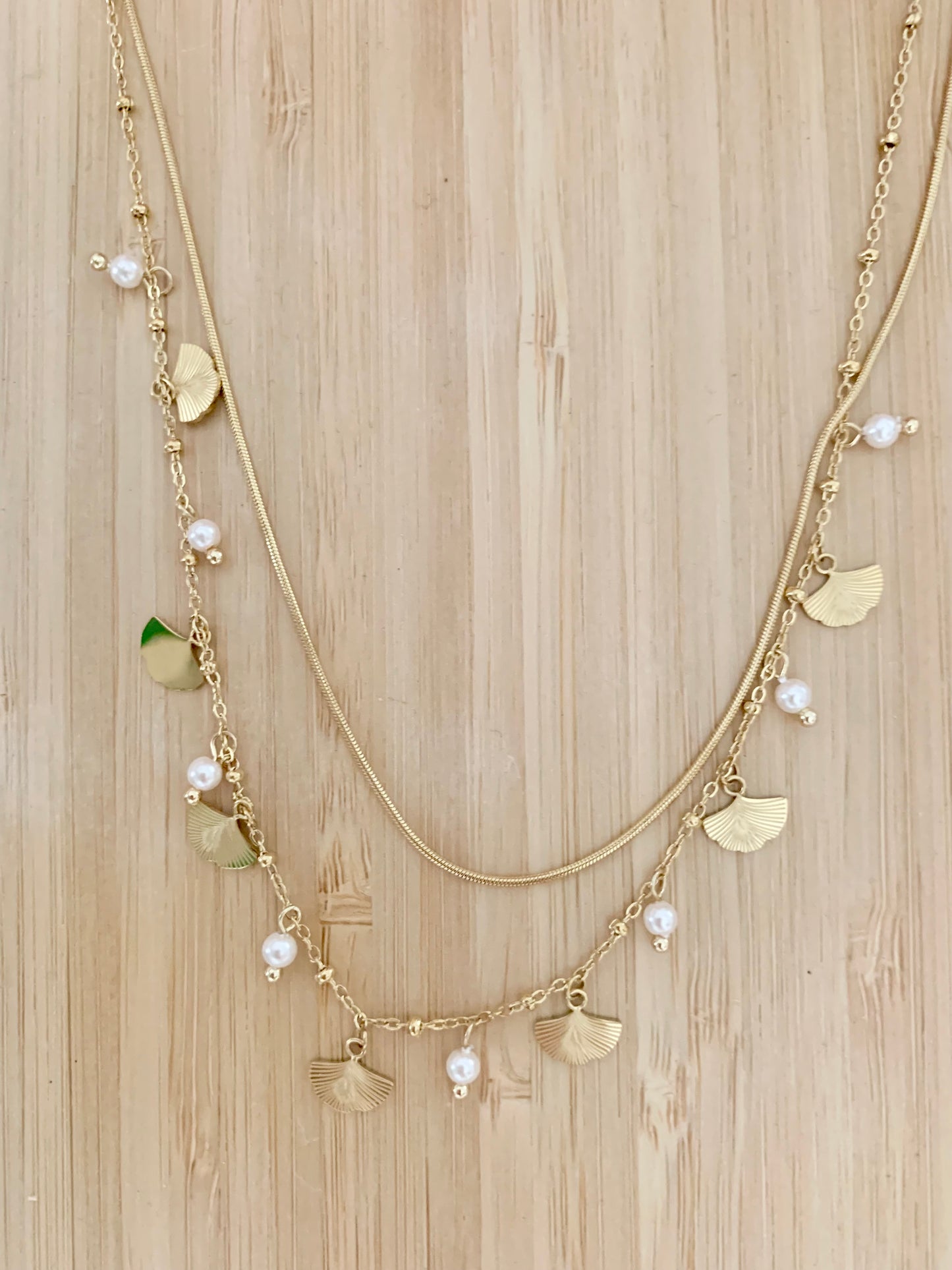 Collier « Léo blanc »