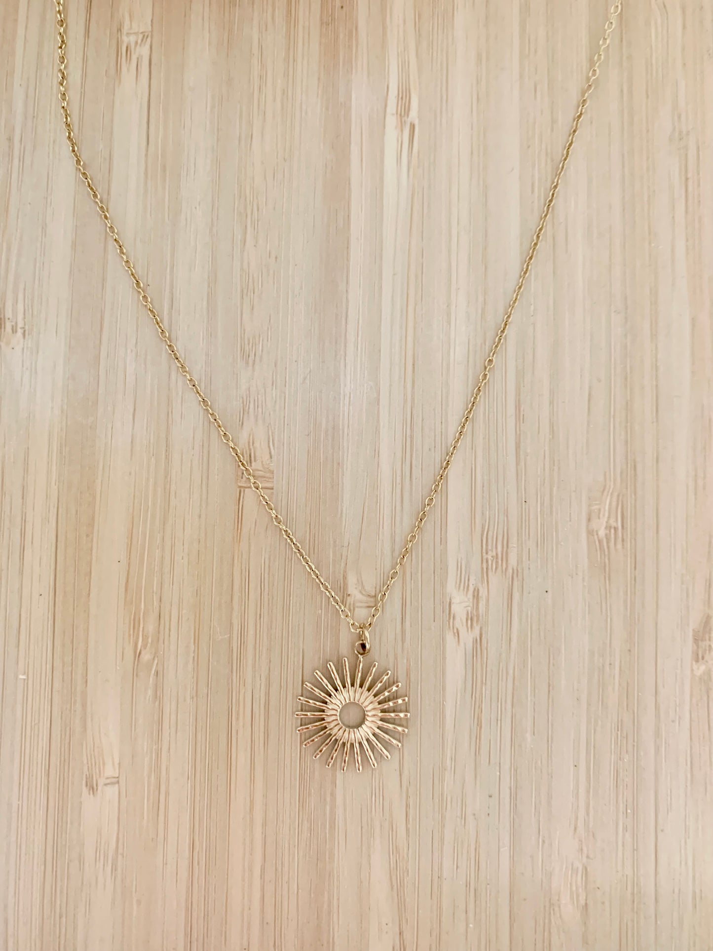 Collier « soleil »