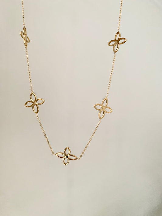 Collier « 5 fleurs »