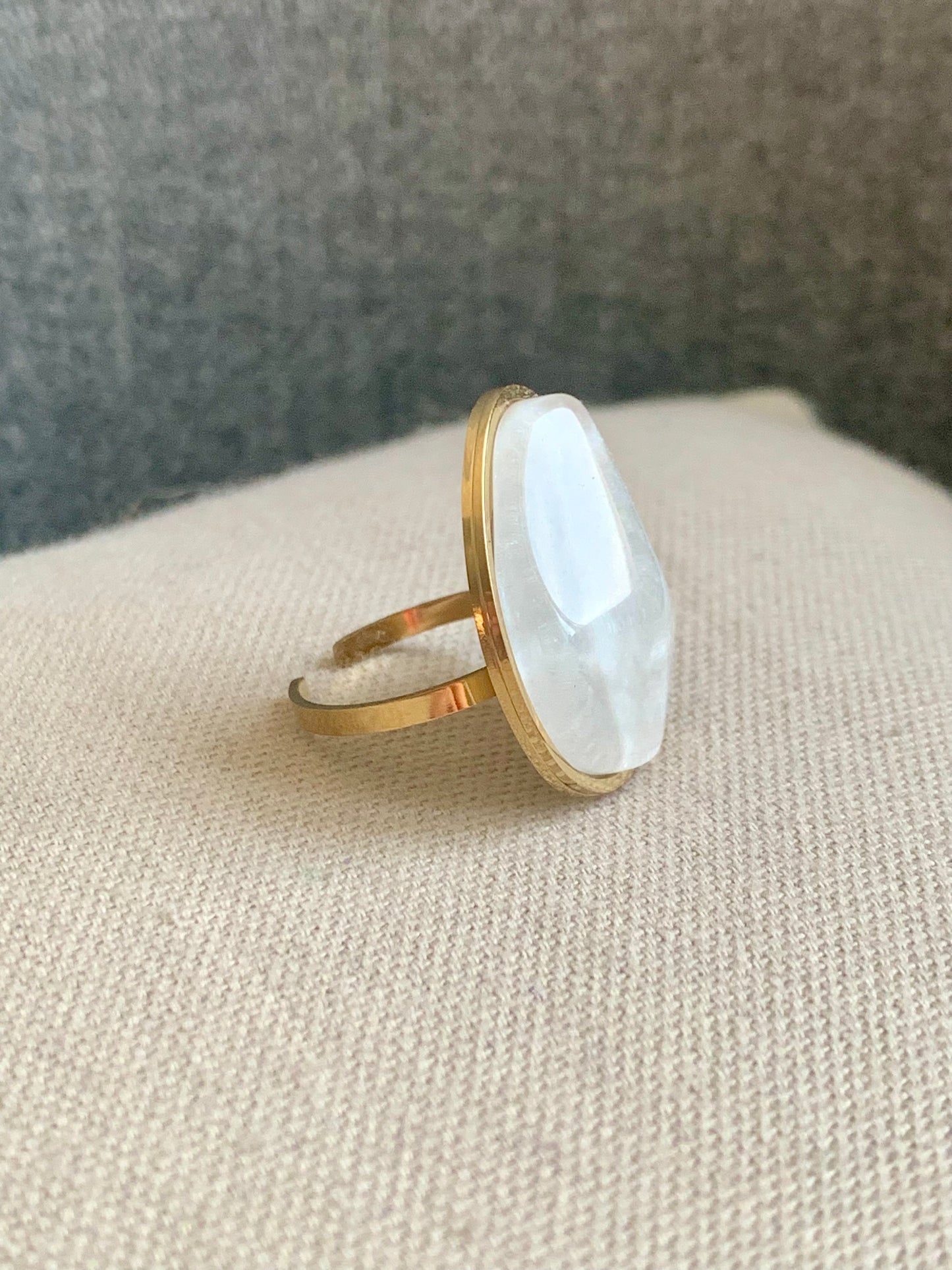 Bague « baby white »
