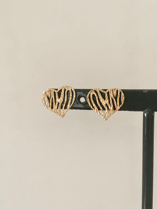 Boucles d’oreilles « coeur strié »