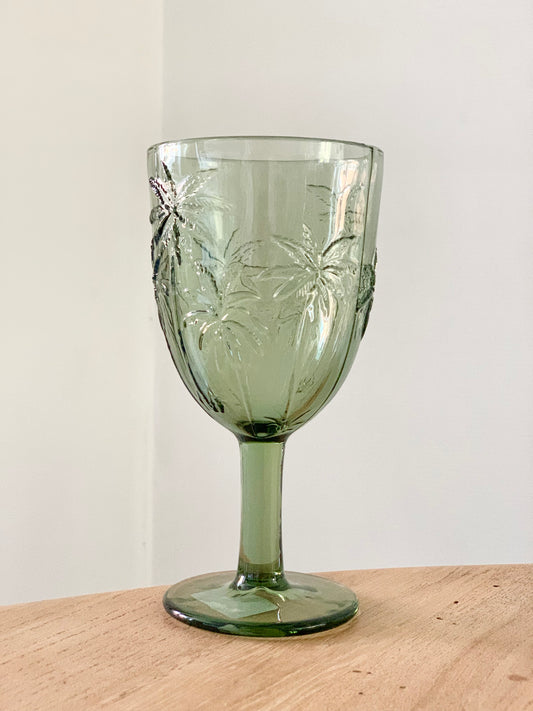 Verre sur pied Mauricien vert
