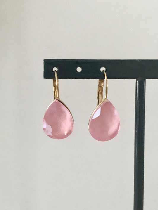 Boucles d’oreilles « goutte rose »