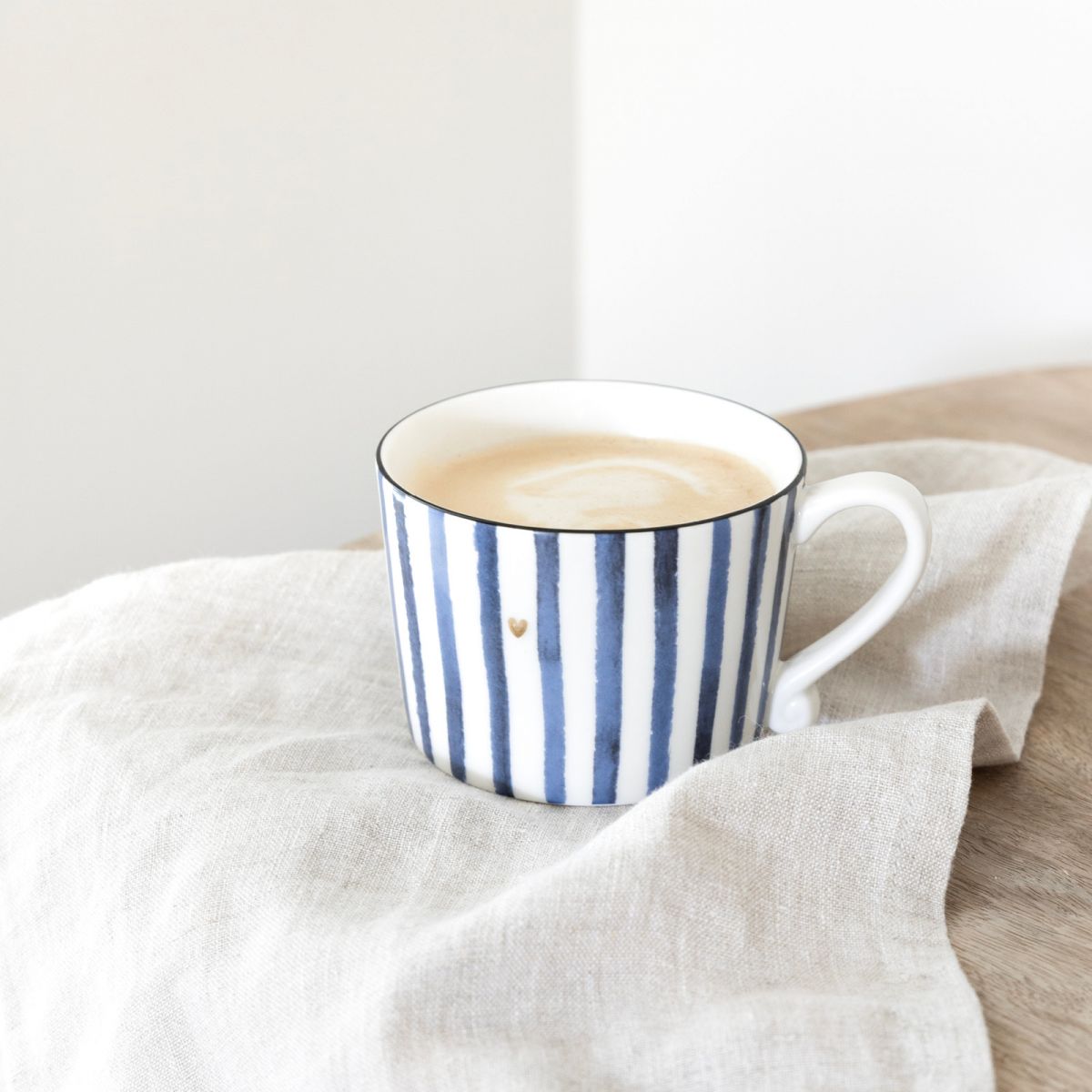 Mug ligné bleu