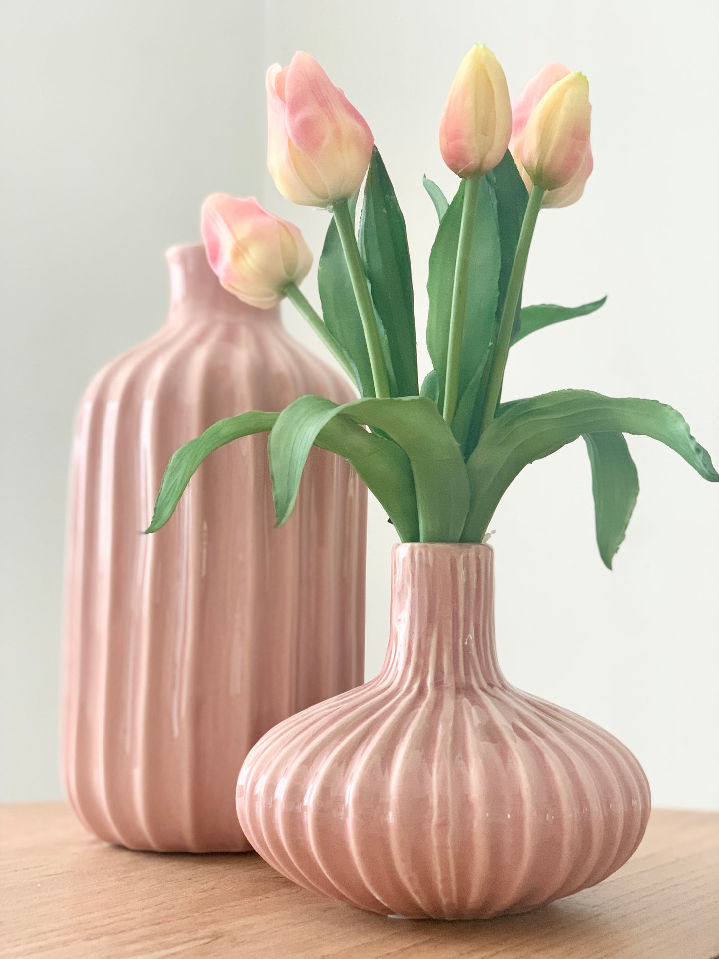 Vase rond rose