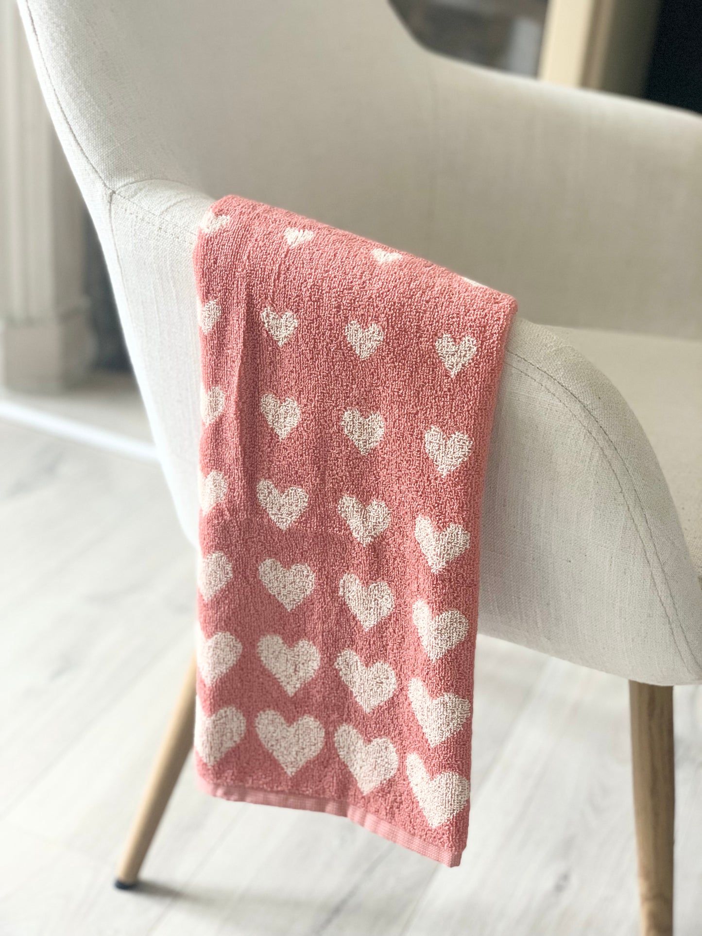 Essuie mains coeurs rose