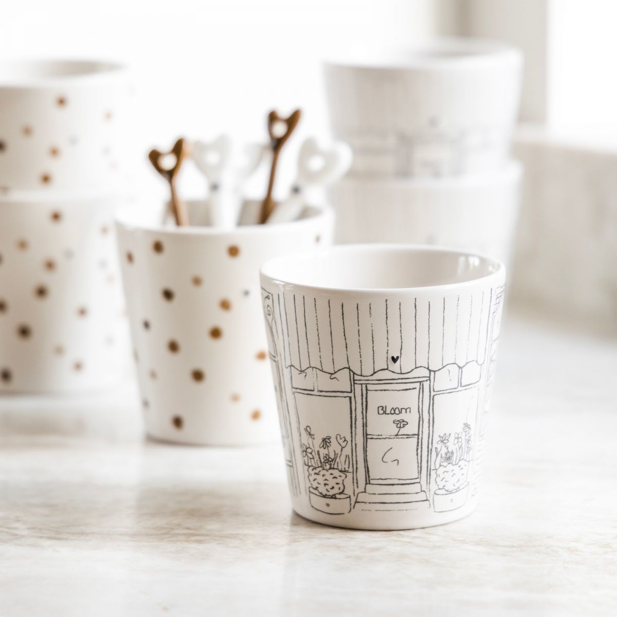 Cup White/Window Shopping